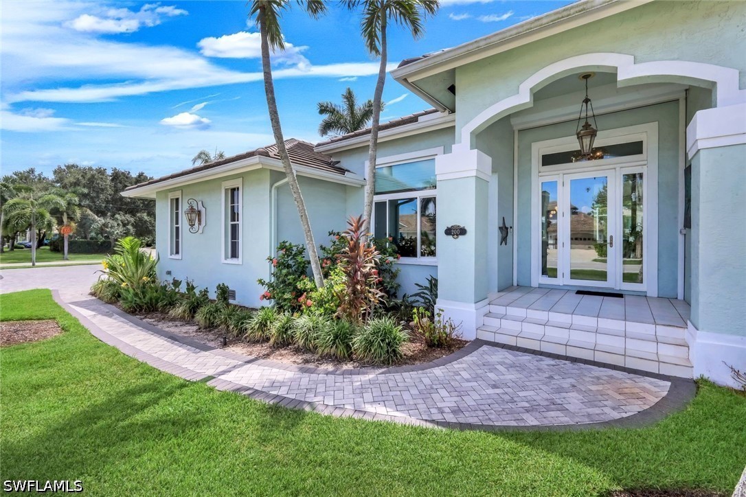 3 Bed Pool Home for Sale in Marco Island, photo 3