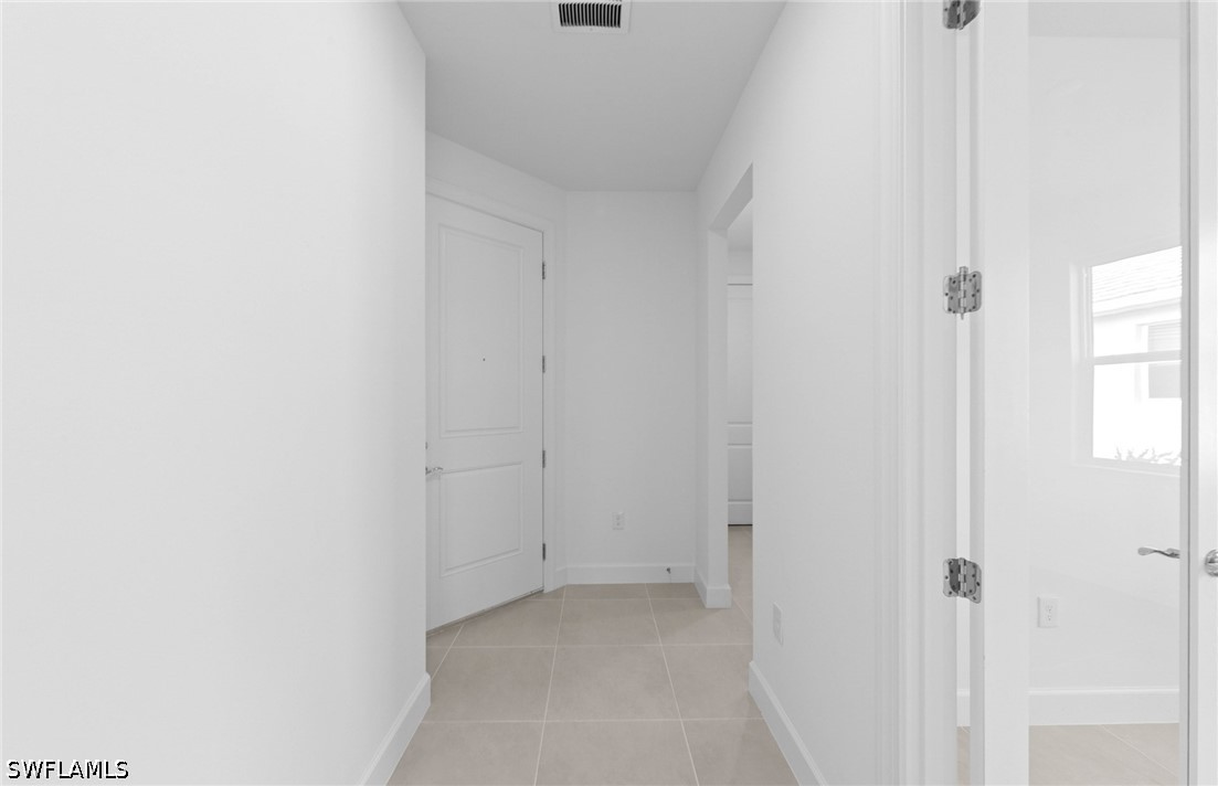 2 Bed SingleFamilyResidence for Sale in Alva, photo 3
