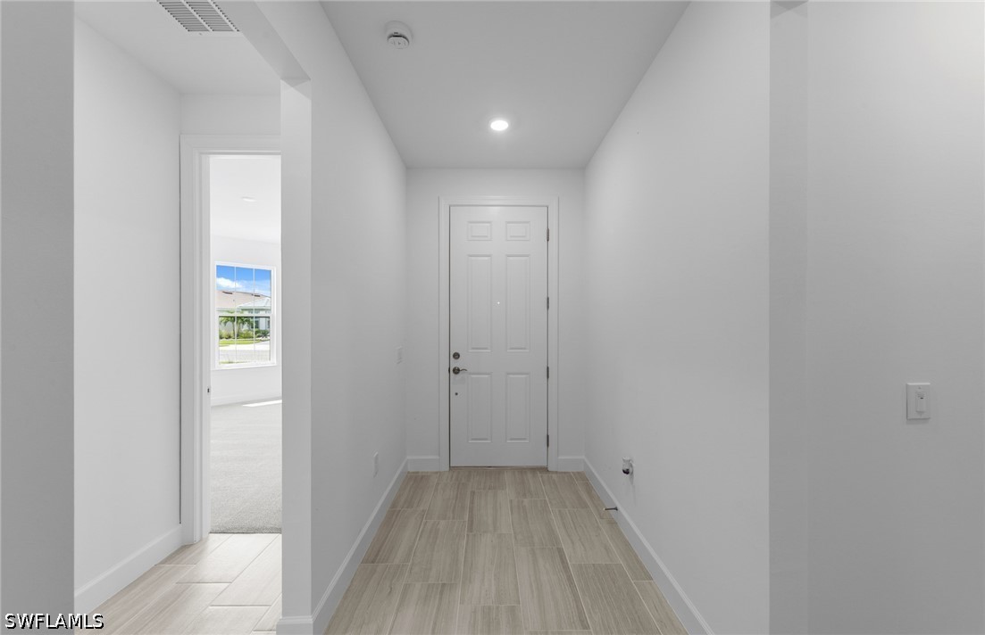 3 Bed SingleFamilyResidence for Sale in Alva, photo 3