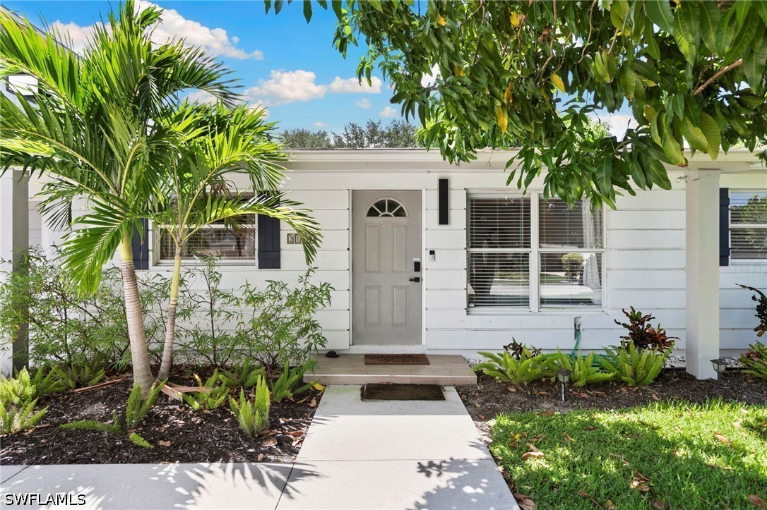 3 Bed Pool Home for Sale in Brookside, photo 3