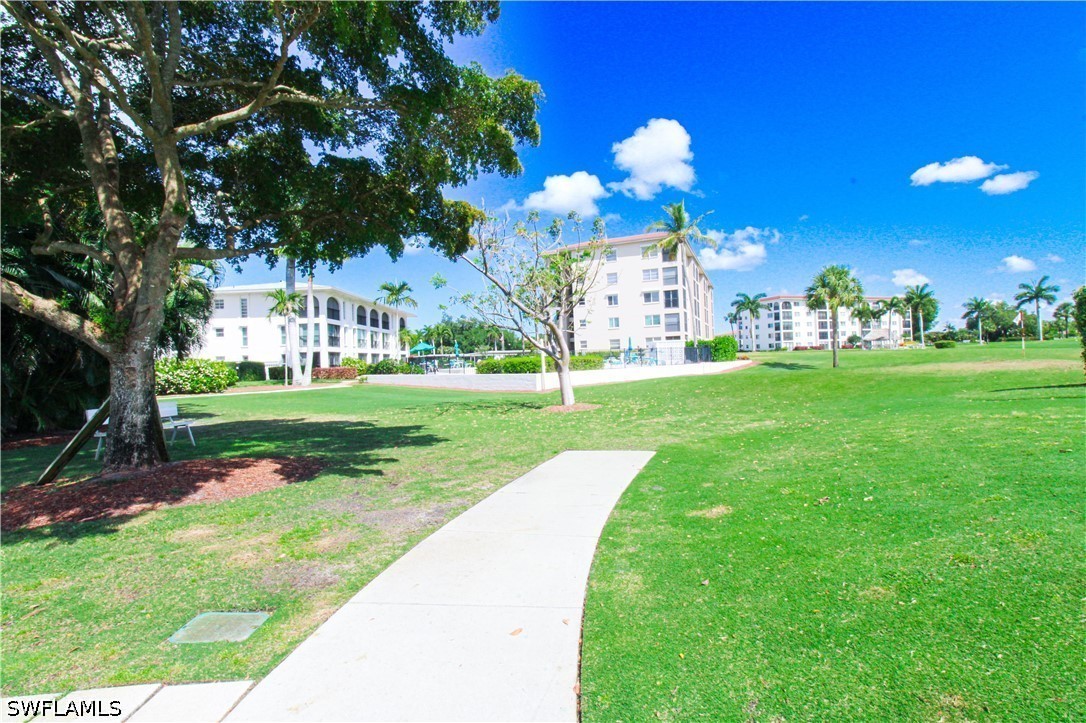 2 Bed Waterfront Home for Sale in Naples, photo 3