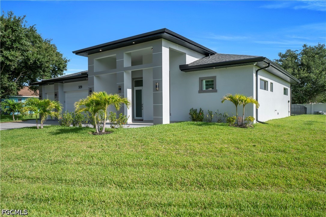 4 Bed Pool Home for Sale in Cape Coral, photo 3