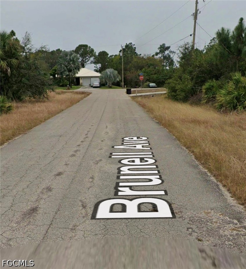 Residential for Sale in Fort Myers, photo 3