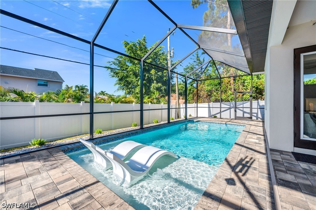 4 Bed Pool Home for Sale in Bonita Shores, photo 3