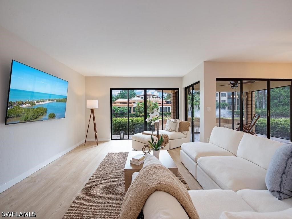 2 Bed Condominium for Sale in Interlachen, photo 3