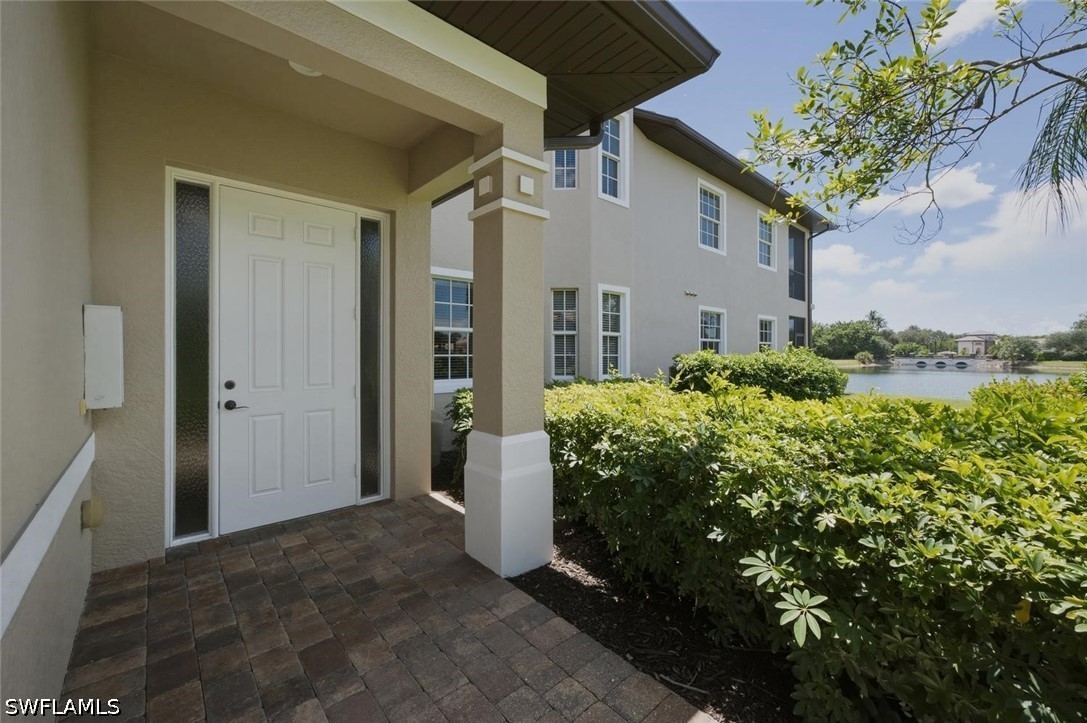 3 Bed Waterfront Home for Sale in Hawthorne, photo 3