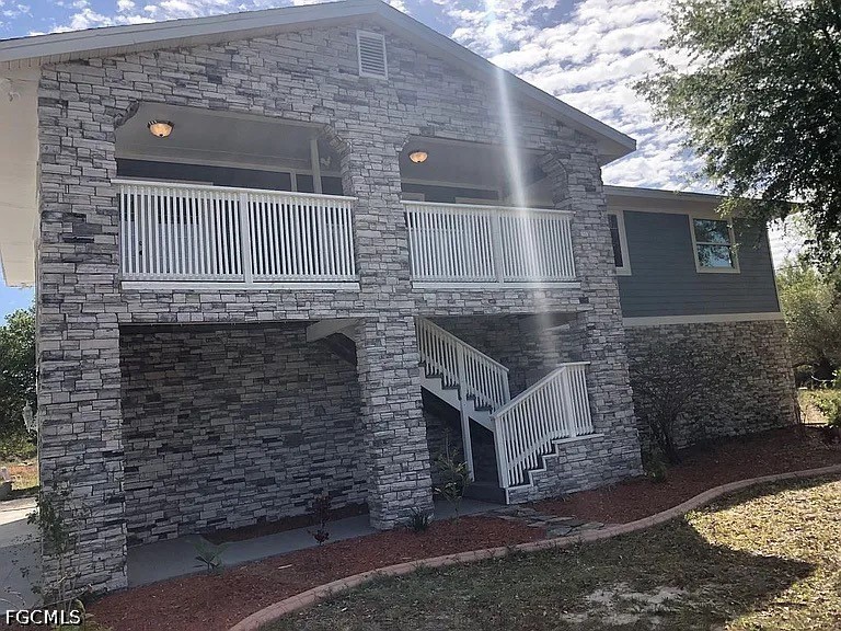 4 Bed SingleFamilyResidence for Sale in Harbor Heights, photo 3