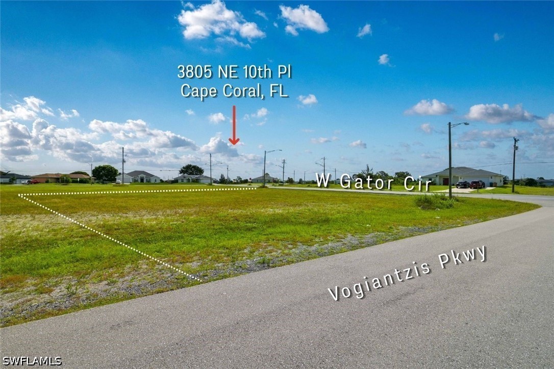 Residential for Sale in Cape Coral, photo 3