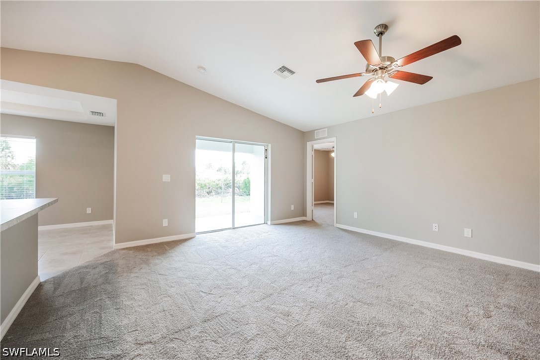 3 Bed SingleFamilyResidence for Sale in Lehigh Acres, photo 3