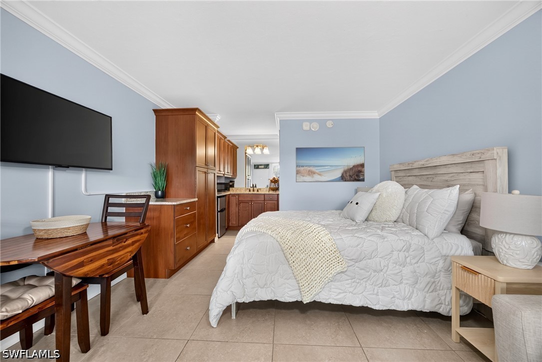 1 Bed Condominium for Sale in Naples, photo 3