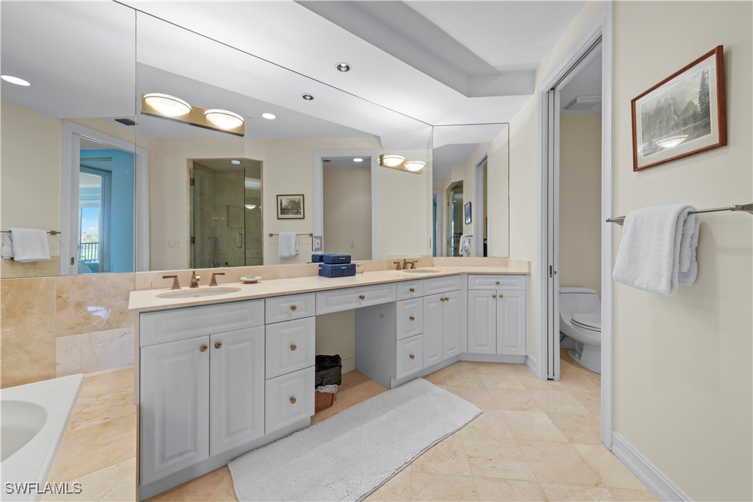 3 Bed Condominium for Sale in Sanibel, photo 21