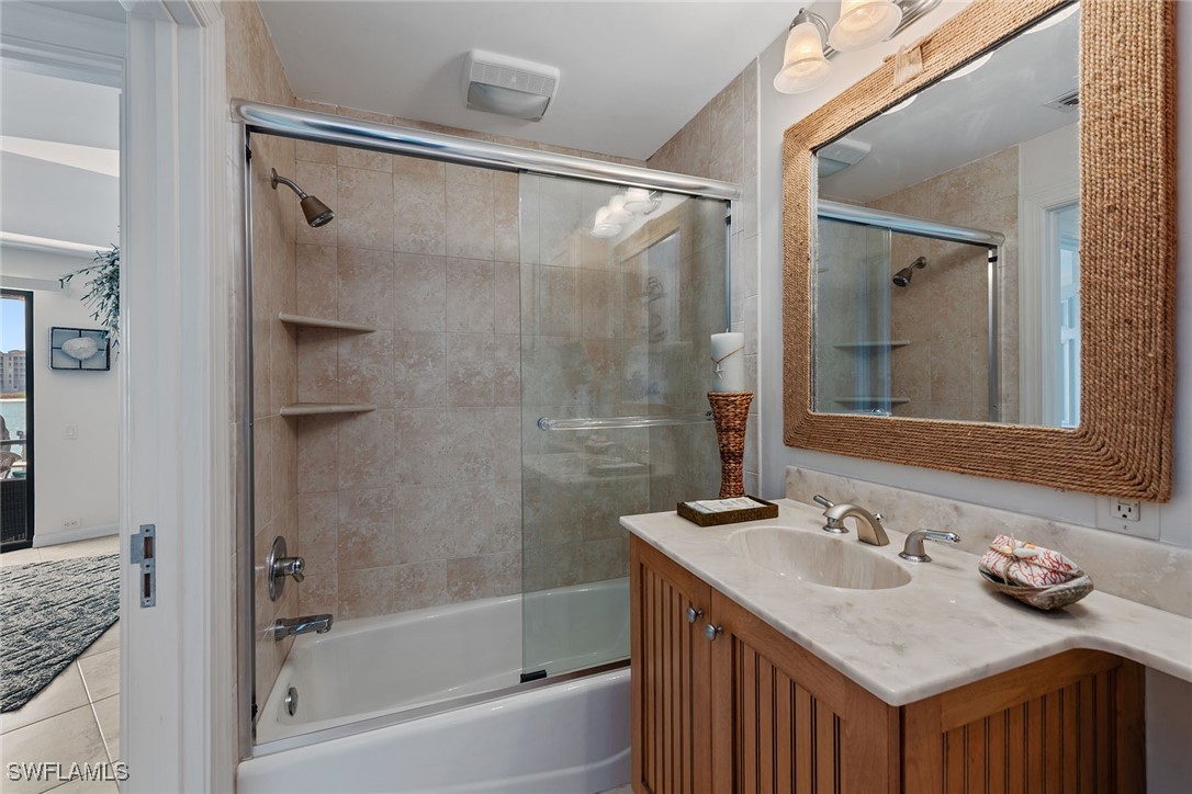 2 Bed Waterfront Home for Sale in La Peninsula, photo 21