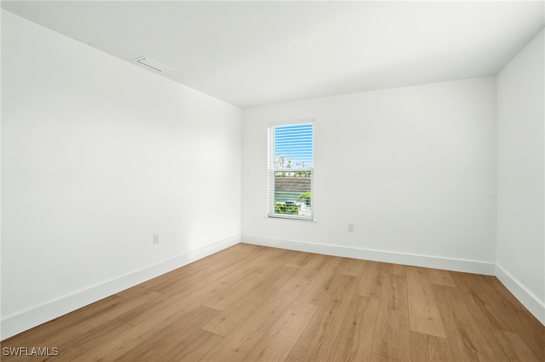 2 Bed SingleFamilyResidence for Sale in Bonita Beach, photo 21
