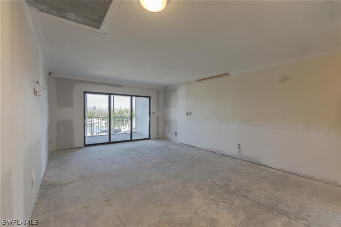 1 Bed Pool Home for Sale in Bayside Villas, photo 21