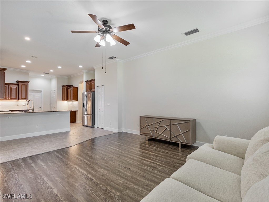 4 Bed SingleFamilyResidence for Sale in Estero, photo 21