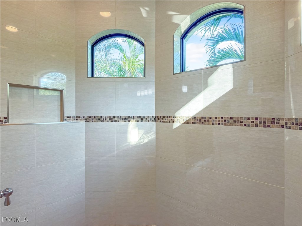 3 Bed Pool Home for Sale in Broadmoor, photo 21