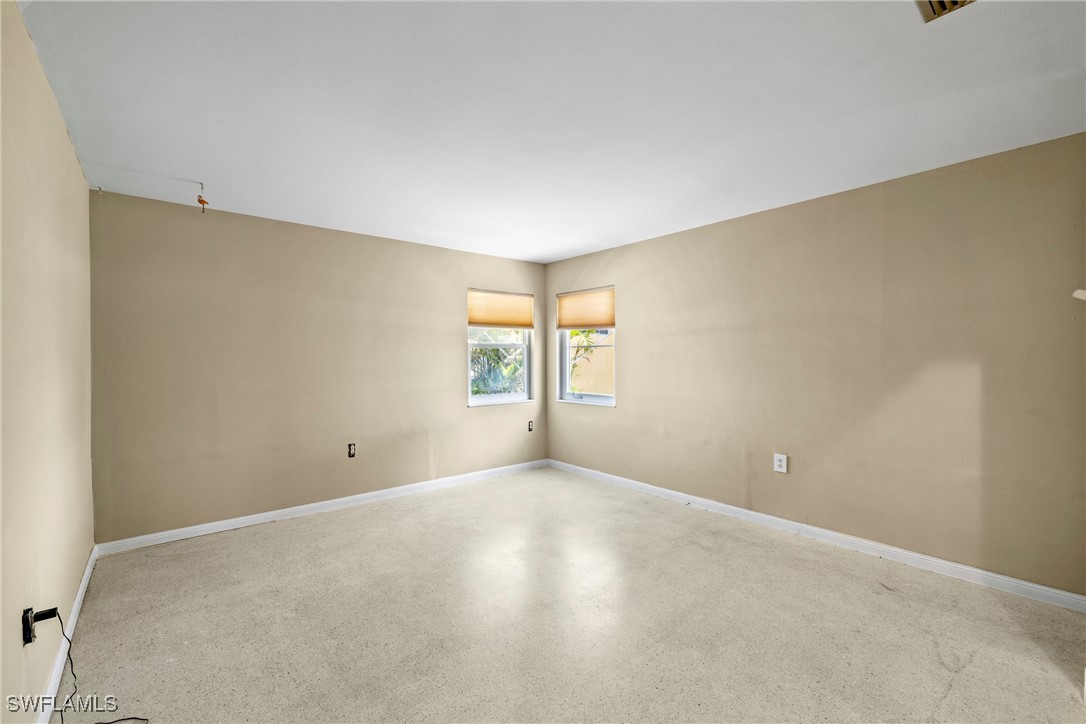 2 Bed Waterfront Home for Sale in Punta Gorda, photo 21