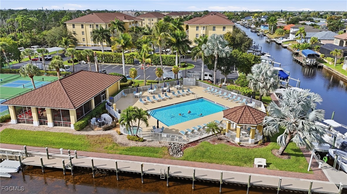 3 Bed Waterfront Home for Sale in Cape Coral, photo 21