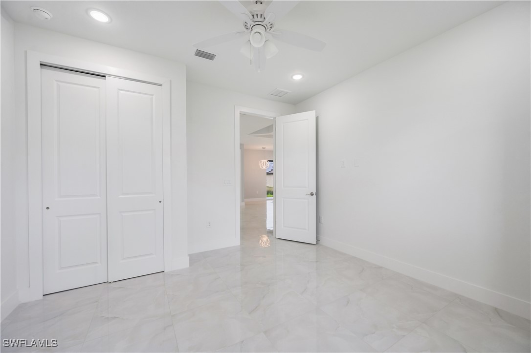 3 Bed SingleFamilyResidence for Sale in Lehigh Acres, photo 21