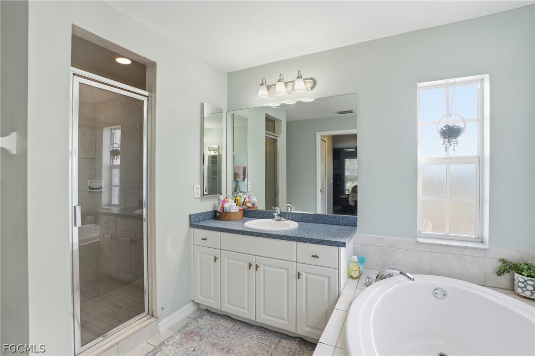 3 Bed SingleFamilyResidence for Sale in Port Labelle, photo 21
