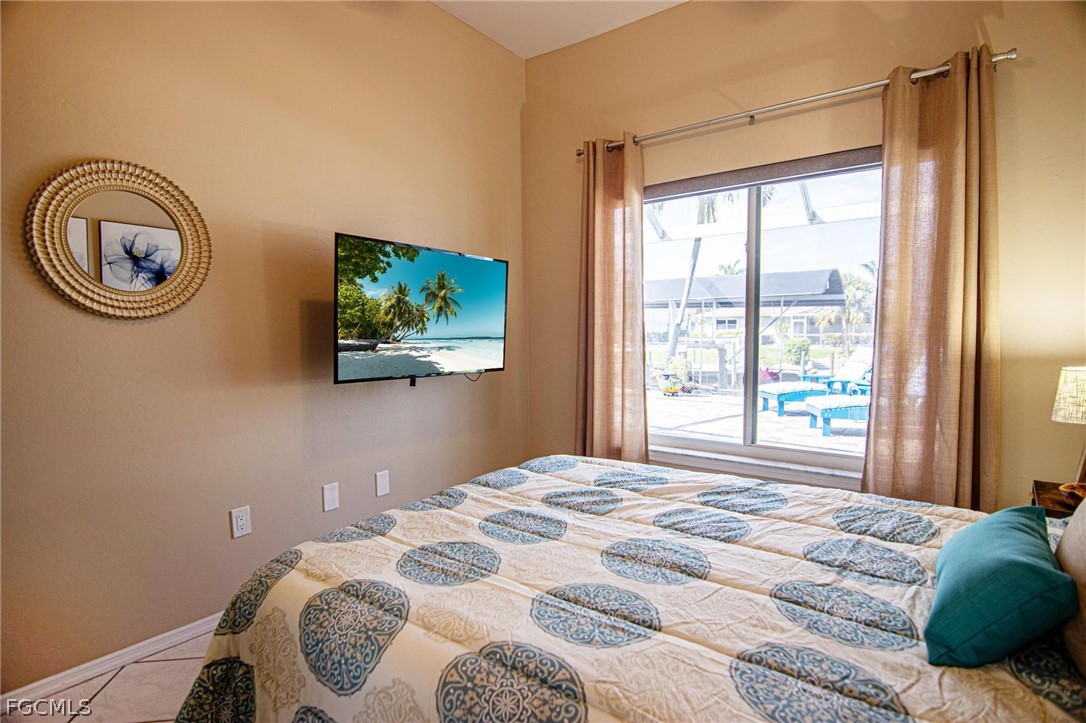 3 Bed Pool Home for Sale in Cape Coral, photo 21