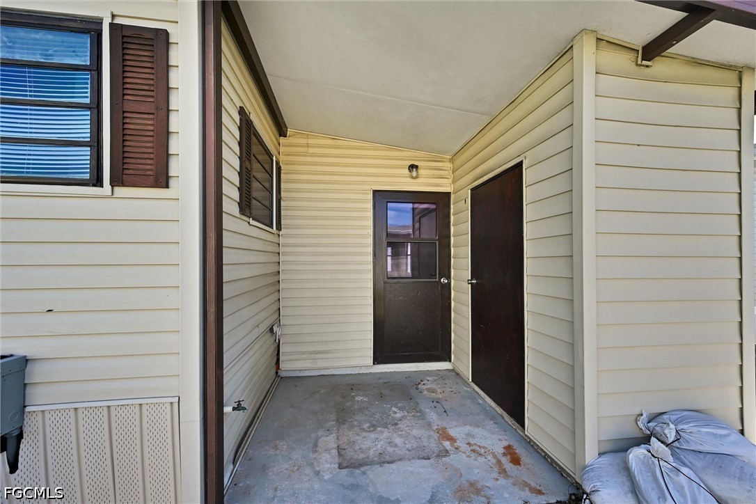 1 Bed ManufacturedHome for Sale in Estero, photo 21