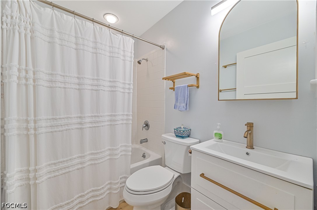2 Bed Waterfront Home for Sale in Bonita Beach, photo 21