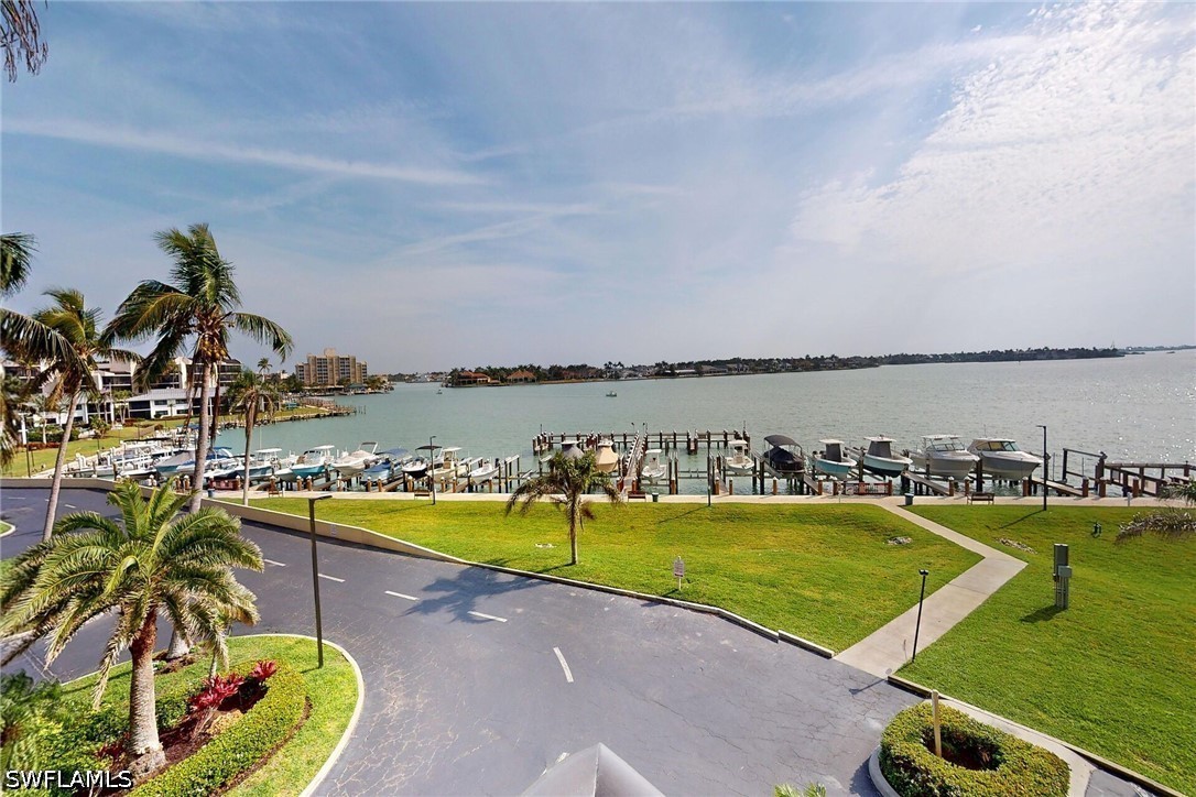 2 Bed Waterfront Home for Sale in Marco Island, photo 21