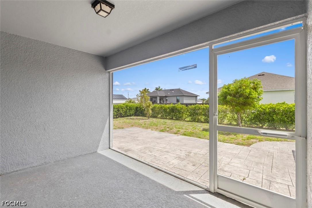 3 Bed SingleFamilyResidence for Sale in Cape Coral, photo 21