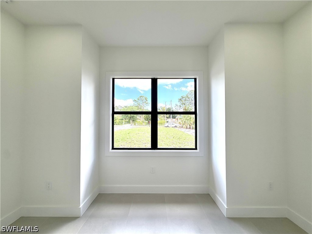 4 Bed SingleFamilyResidence for Sale in Naples, photo 21