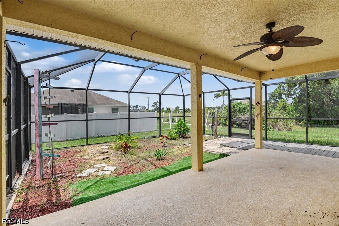 3 Bed SingleFamilyResidence for Sale in Cape Coral, photo 21