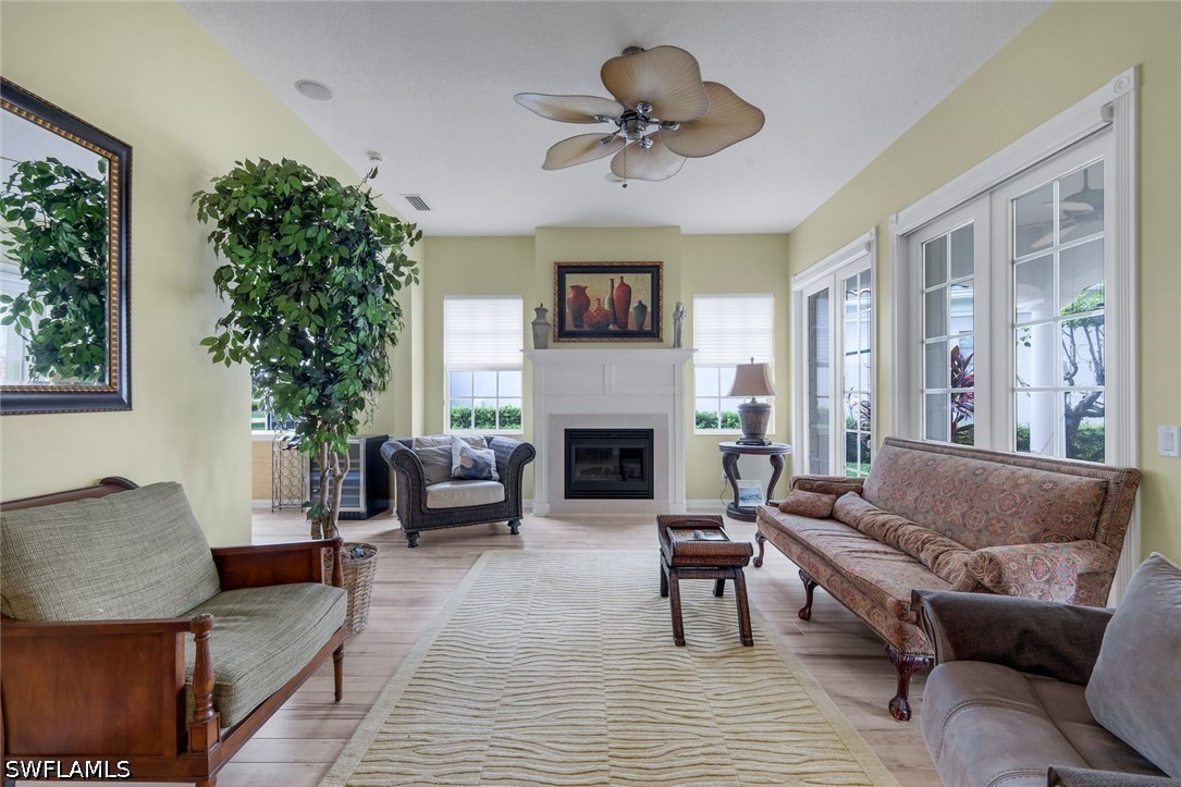 4 Bed Pool Home for Sale in Island Walk, photo 21