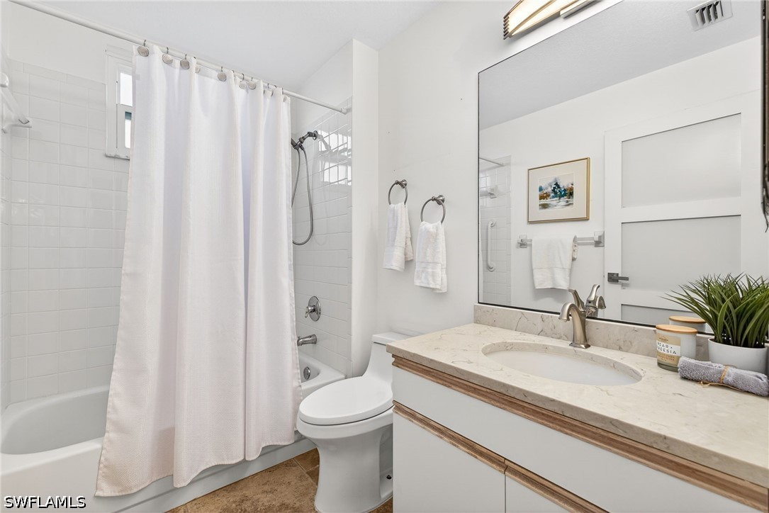 3 Bed Condominium for Sale in Barrington Club, photo 21