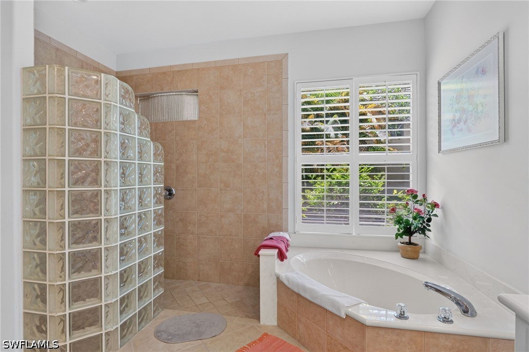 3 Bed Pool Home for Sale in Yorktown, photo 21