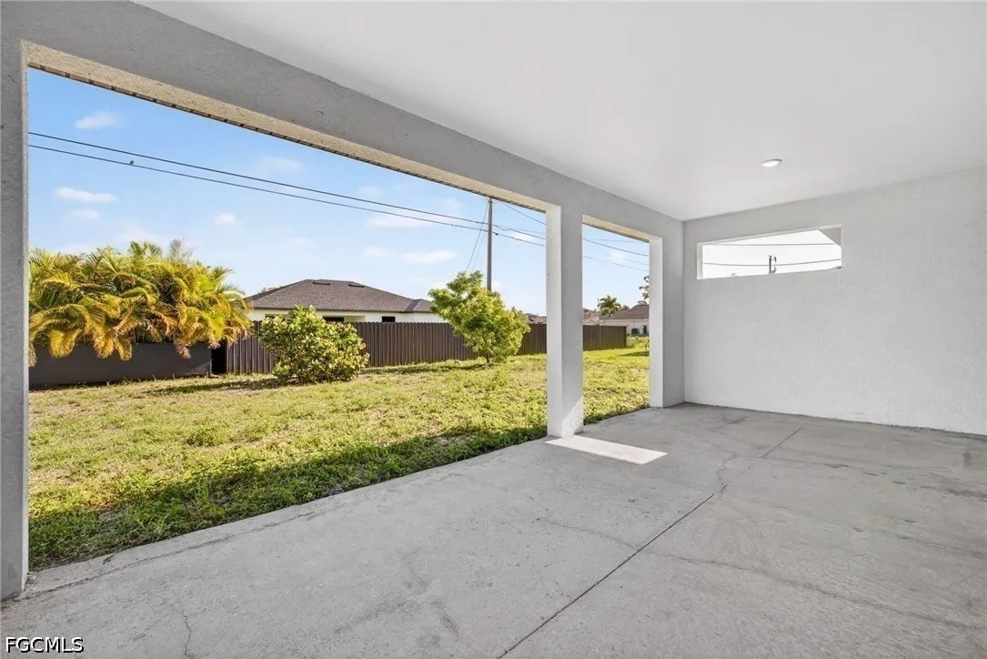 3 Bed SingleFamilyResidence for Sale in Cape Coral, photo 21