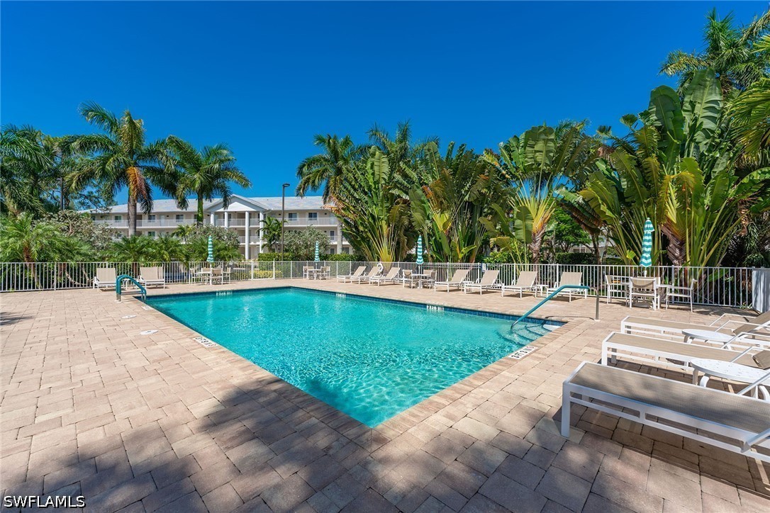 2 Bed Condominium for Sale in Naples, photo 21