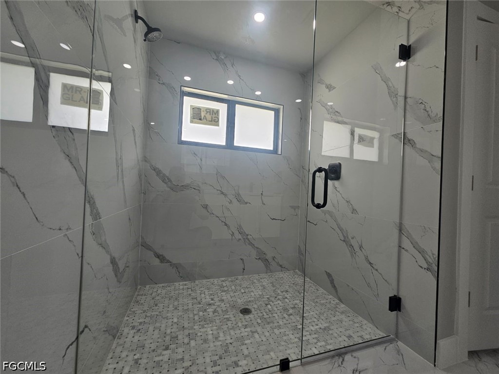 3 Bed SingleFamilyResidence for Sale in Lehigh Acres, photo 21