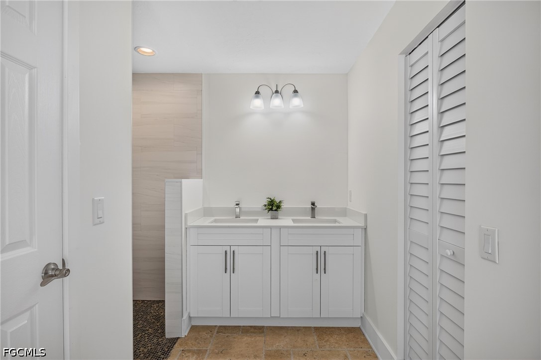 3 Bed Pool Home for Sale in Fort Myers, photo 21