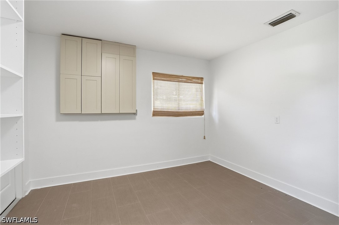 3 Bed SingleFamilyResidence for Sale in River Manor, photo 21