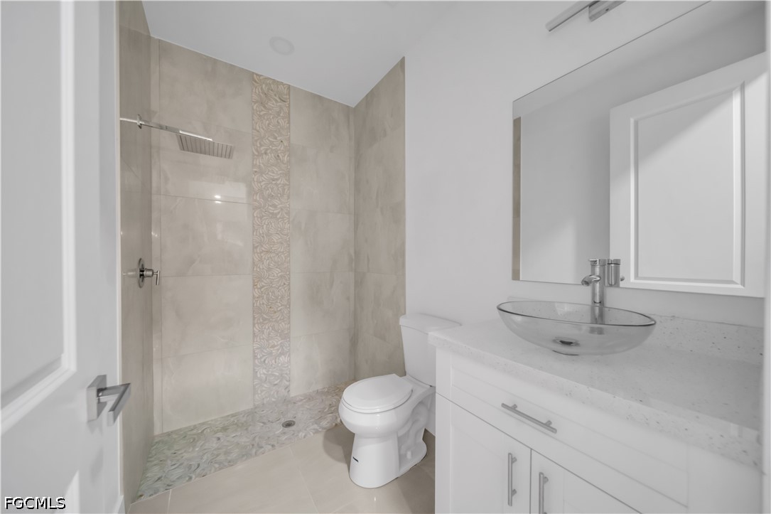 3 Bed SingleFamilyResidence for Sale in Lehigh Acres, photo 21