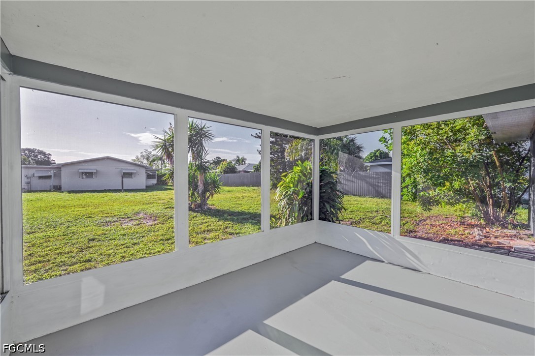 3 Bed SingleFamilyResidence for Sale in Lehigh Acres, photo 21