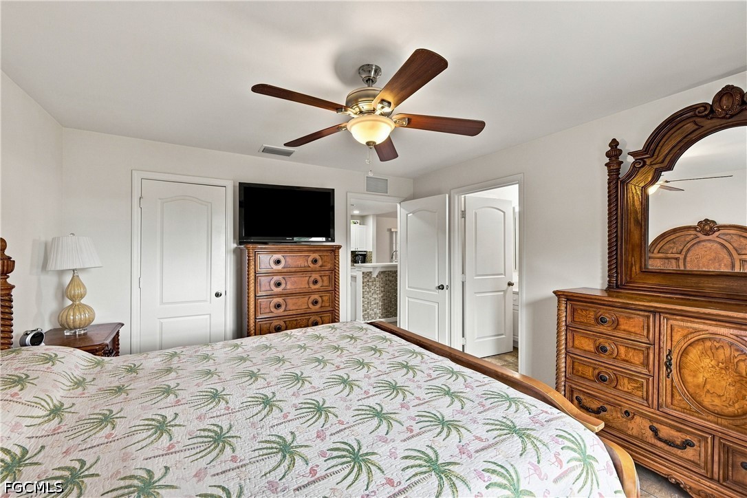 3 Bed SingleFamilyResidence for Sale in Cape Coral, photo 21