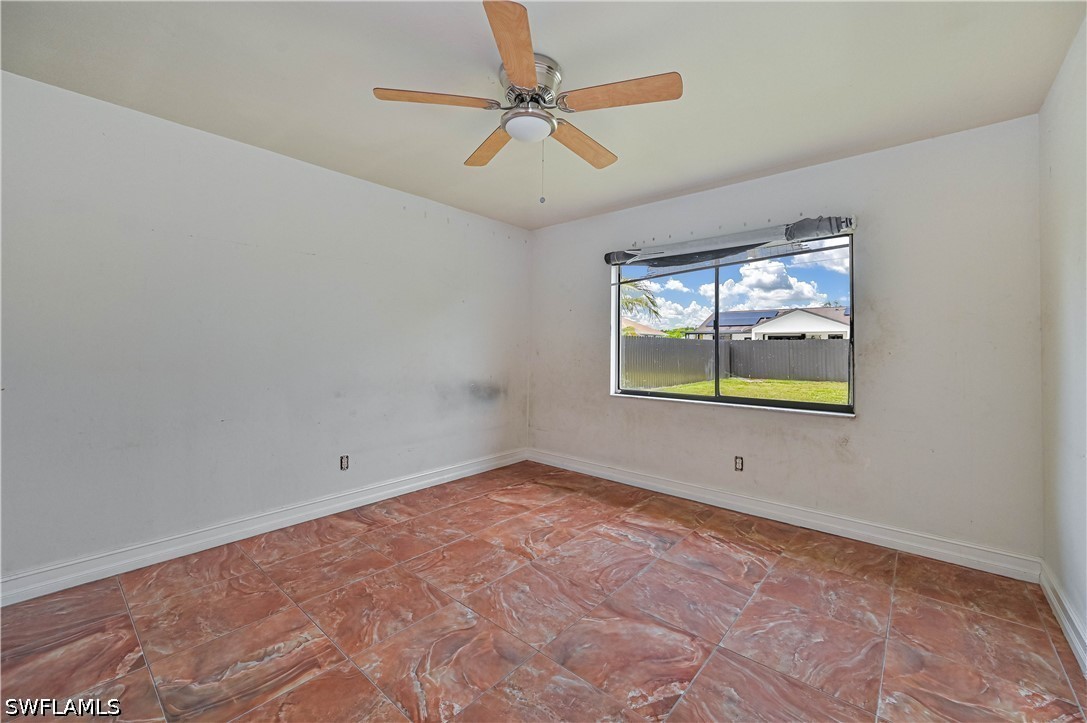3 Bed SingleFamilyResidence for Sale in Cape Coral, photo 21