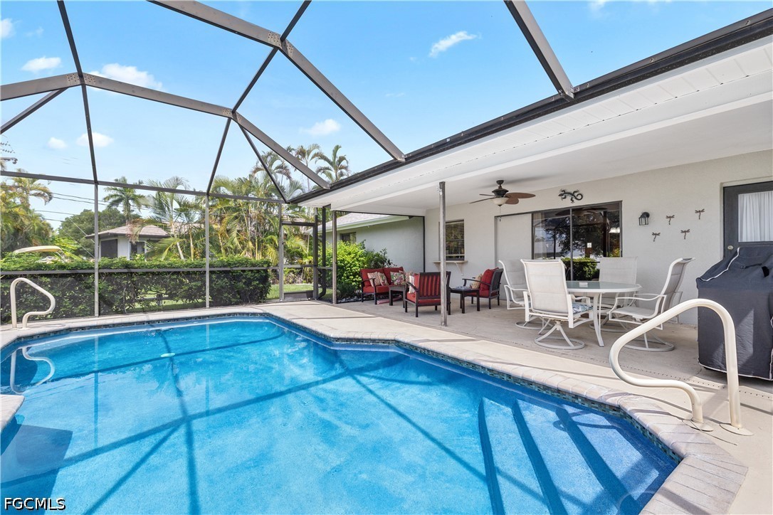 3 Bed Pool Home for Sale in Cape Coral, photo 21
