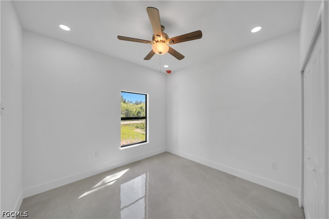 4 Bed SingleFamilyResidence for Sale in Lehigh Acres, photo 21