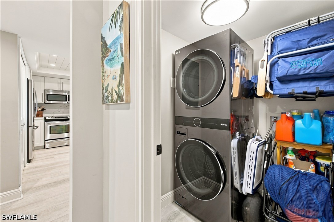 3 Bed Condominium for Sale in Chateau Condo, photo 21