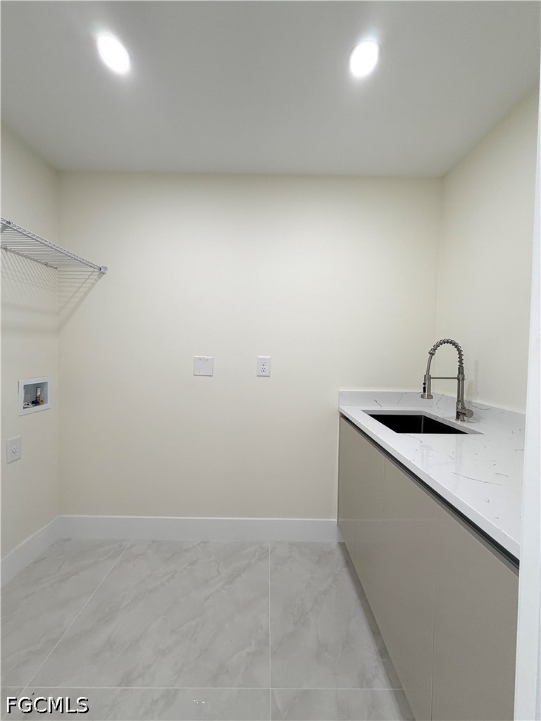 3 Bed SingleFamilyResidence for Sale in Lehigh Acres, photo 21