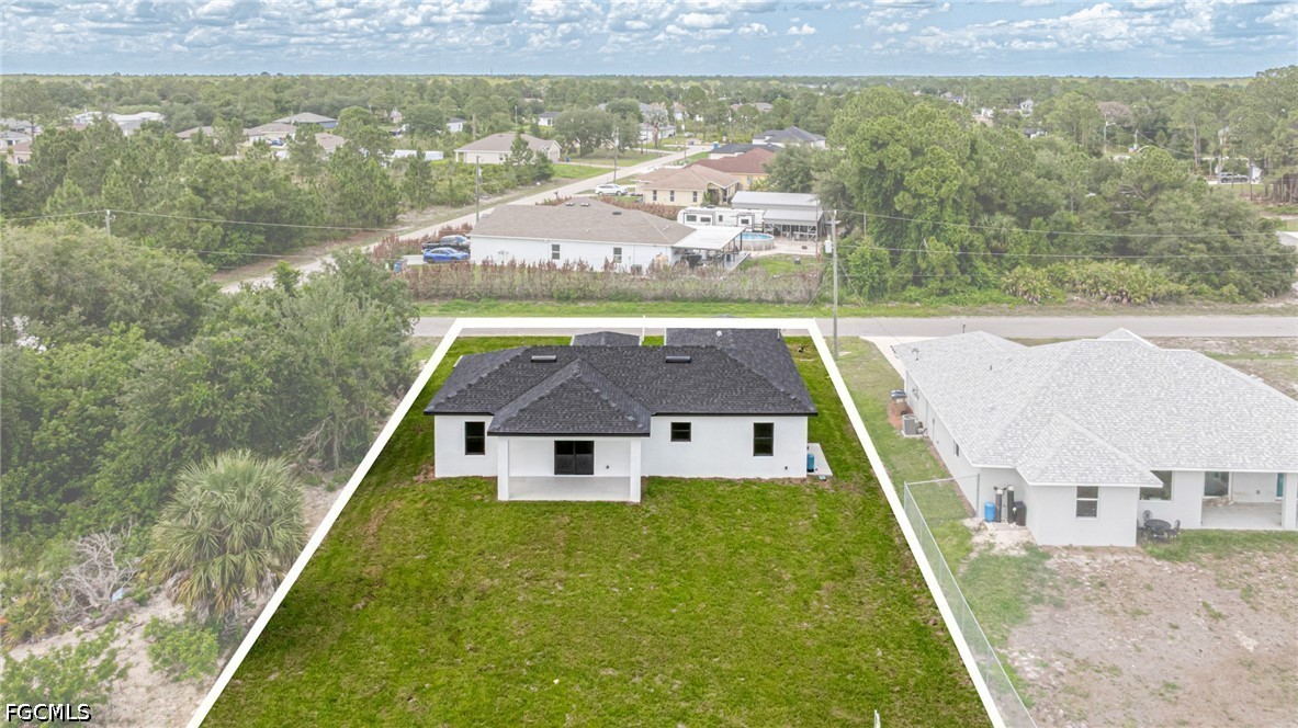 3 Bed SingleFamilyResidence for Sale in Lehigh Acres, photo 21