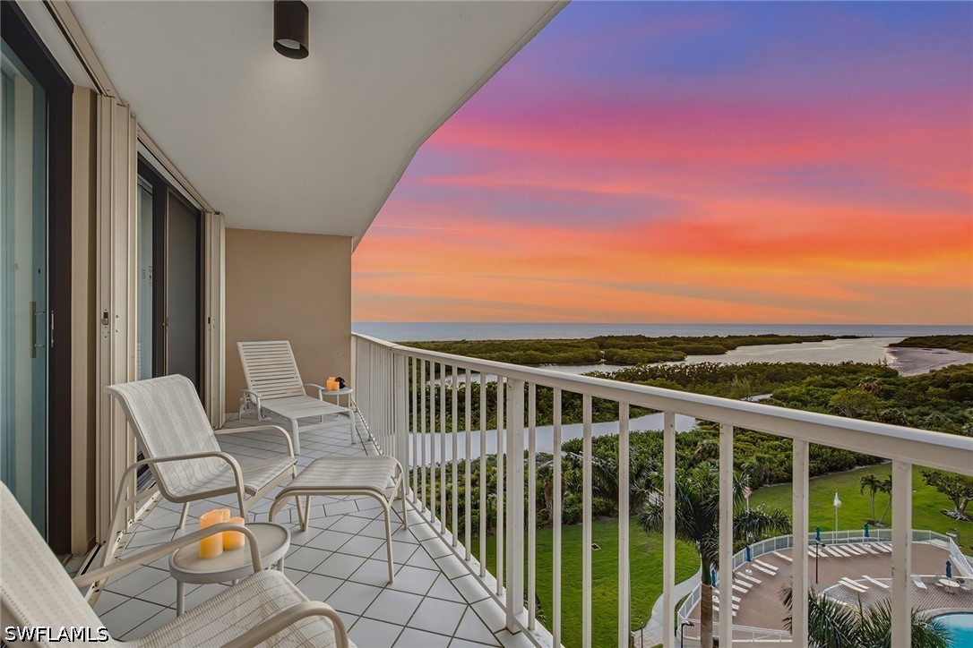2 Bed Waterfront Home for Sale in Marco Island, photo 21