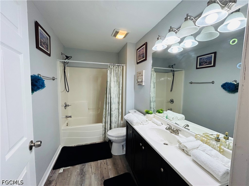 5 Bed Pool Home for Sale in Lehigh Acres, photo 21